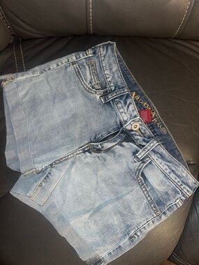 Arizona Jean Company Light Blue Denim Shorts for Women